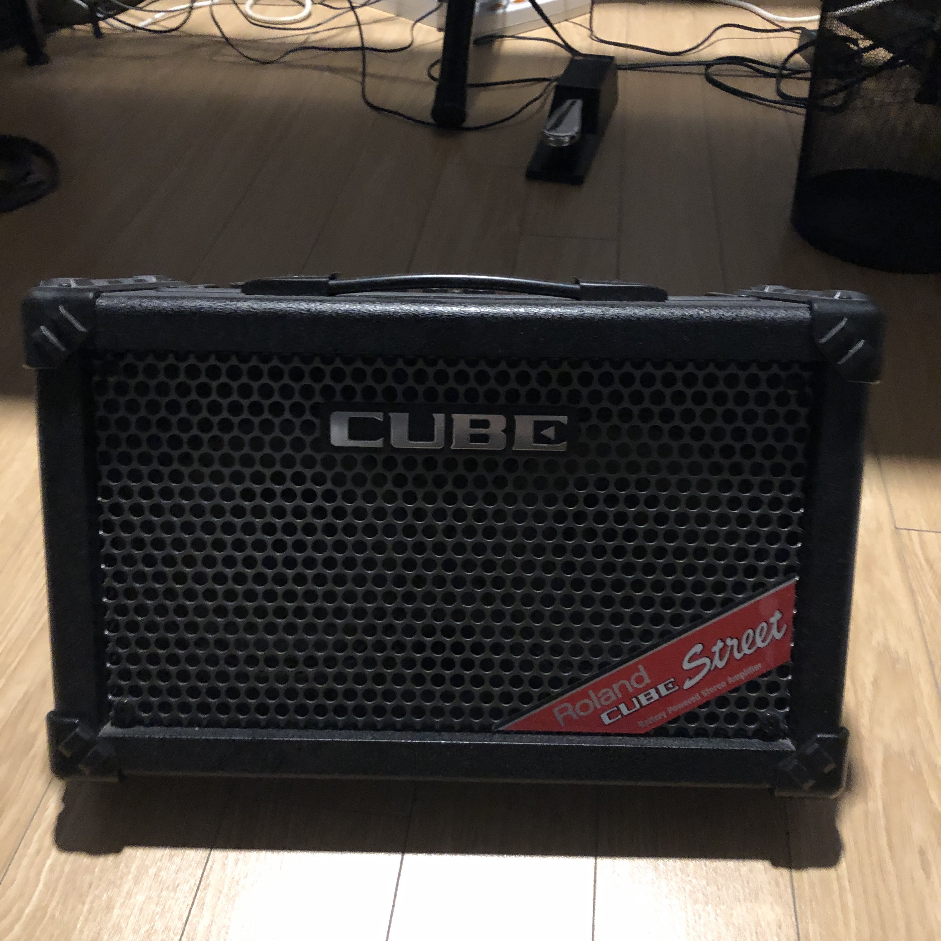 Roland Cube Street (Black) | MUSIC STORE professional