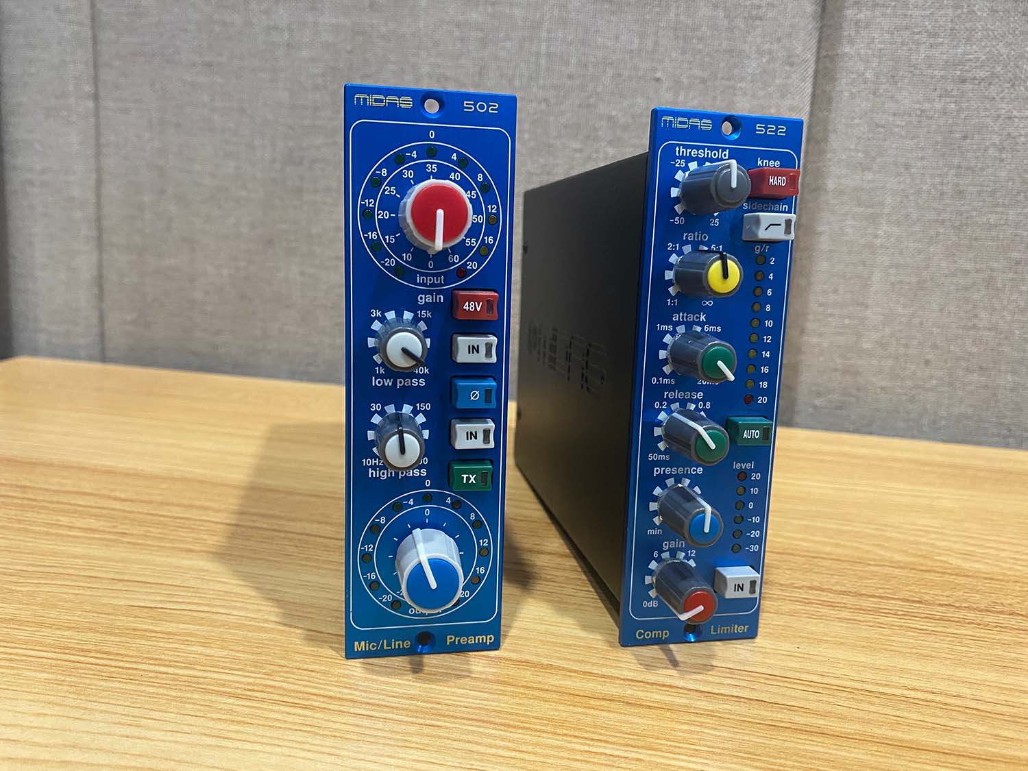 Midas 502 Preamp, 522 Comp 판매합니다.