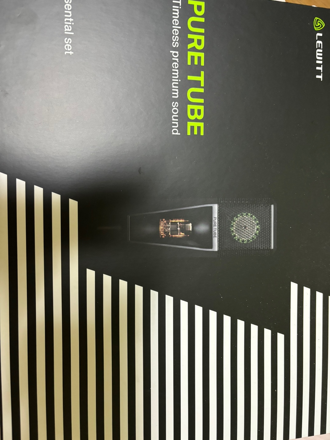 르윗 퓨어튜브 Essential Set+쇼크마운트 팝니다!