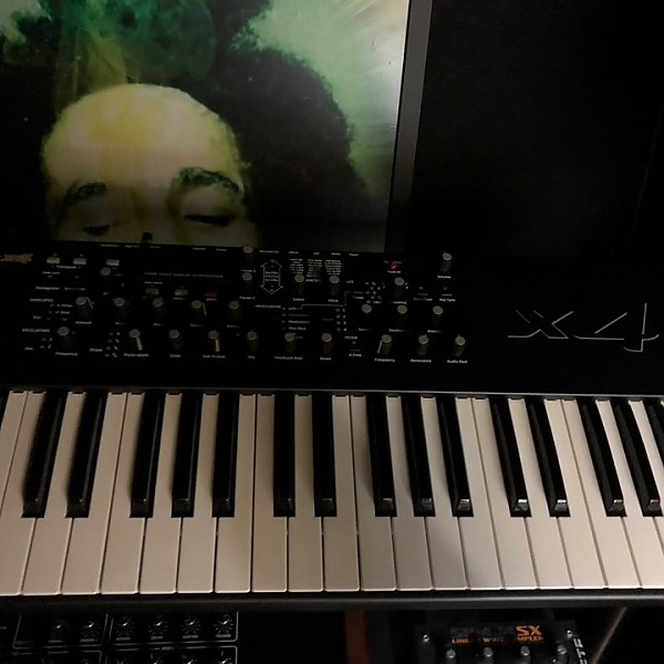 DSI Mopho x4, Arturia DrumBrute 판매합니다.